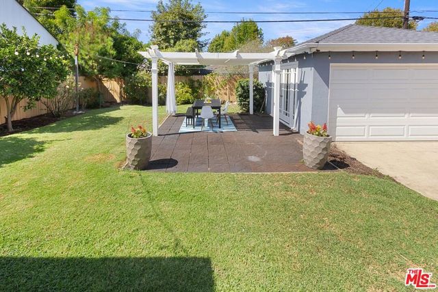 6531 W 77th Street, Los Angeles, CA 90045