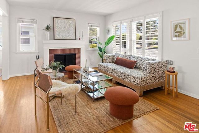6531 W 77th Street, Los Angeles, CA 90045