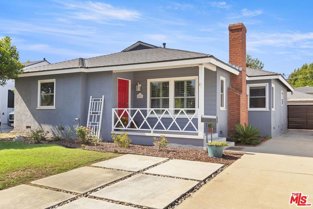 6531 W 77th Street, Los Angeles, CA 90045