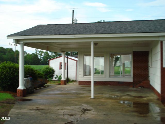 3900 N Spring Branch Road, Dunn, NC 28334