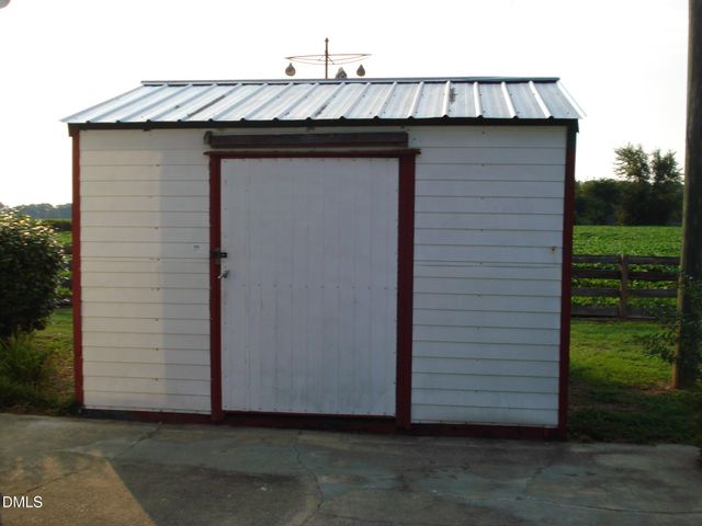3900 N Spring Branch Road, Dunn, NC 28334