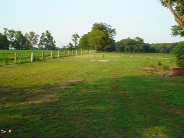 3900 N Spring Branch Road, Dunn, NC 28334
