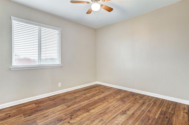 218 Cloud RD, Hutto, TX 78634