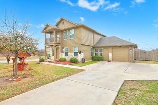 218 Cloud RD, Hutto, TX 78634