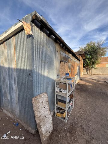 1820 E JONES Avenue, Phoenix, AZ 85040