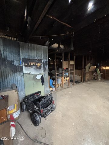 1820 E JONES Avenue, Phoenix, AZ 85040