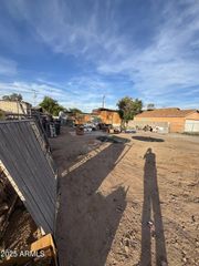 1820 E JONES Avenue, Phoenix, AZ 85040