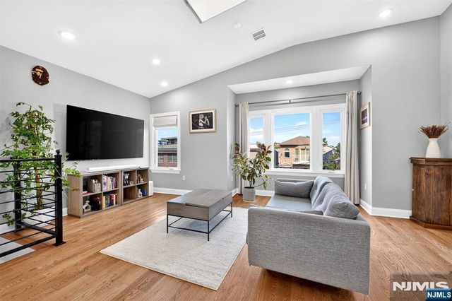 103 Thorne Street 2, Jersey City, NJ 07307