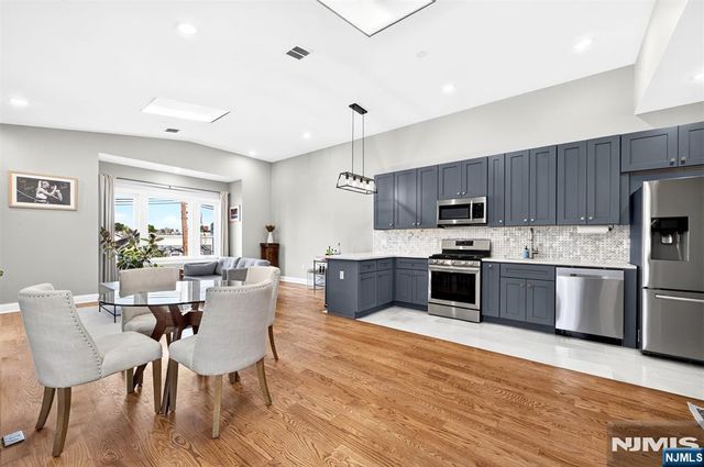 103 Thorne Street 2, Jersey City, NJ 07307