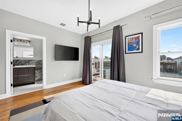 103 Thorne Street 2, Jersey City, NJ 07307