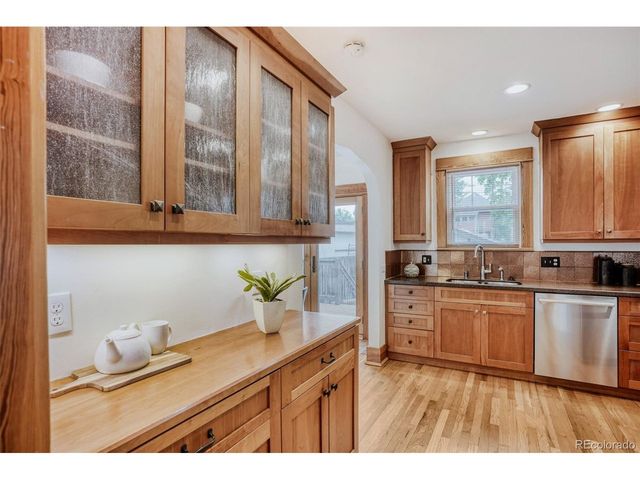 550 N Ogden St, Denver, CO 80218