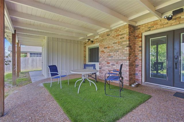 728 W LaGrange Street, Lake Charles, LA 70605