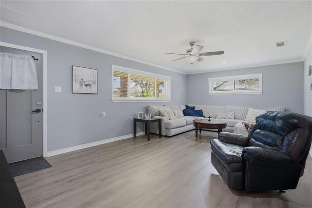 728 W LaGrange Street, Lake Charles, LA 70605