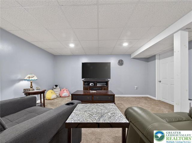 545 Wild Mint Lane, Upper Macungie Twp, PA 18104