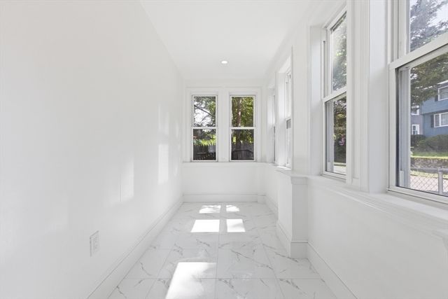 35 Williams St, Arlington, MA 02476