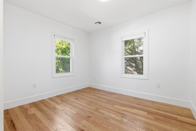 35 Williams St, Arlington, MA 02476