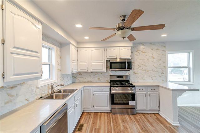 1109 Oak Street, Atchison, KS 66002