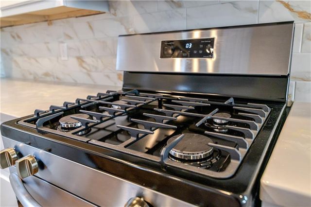 1109 Oak Street, Atchison, KS 66002