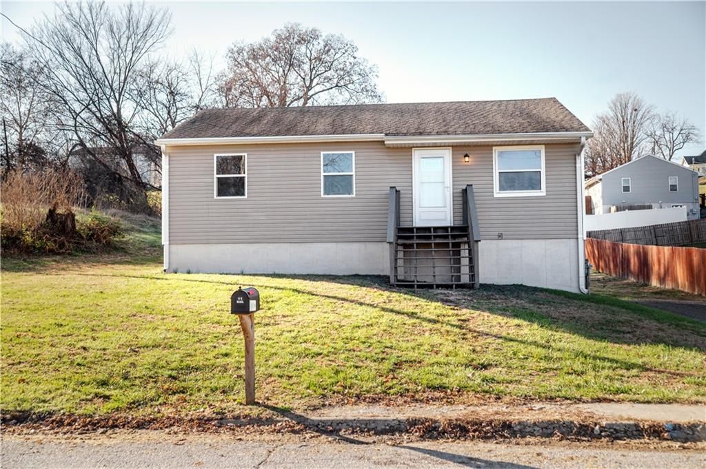 1109 Oak Street, Atchison, KS 66002