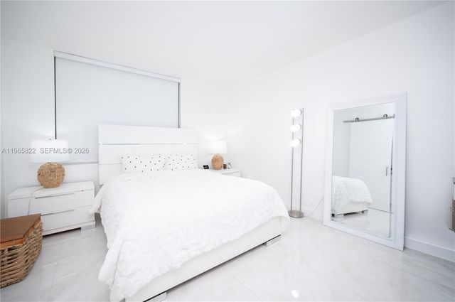 10875 SW 112th Ave 204, Miami, FL 33176