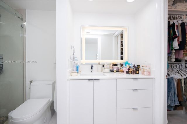 10875 SW 112th Ave 204, Miami, FL 33176