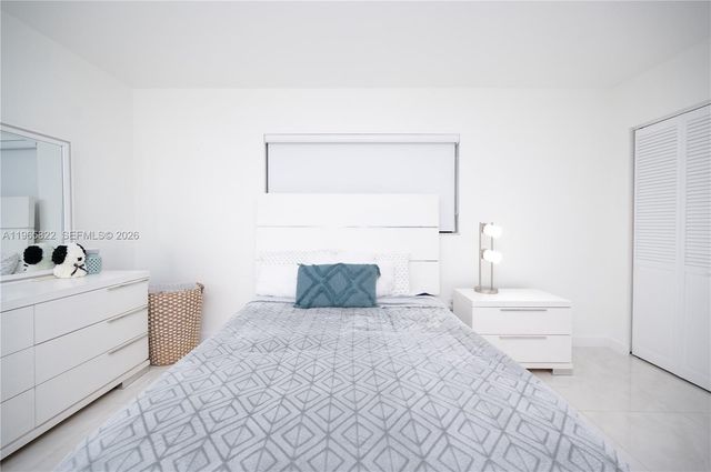 10875 SW 112th Ave 204, Miami, FL 33176