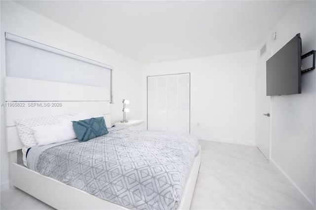 10875 SW 112th Ave 204, Miami, FL 33176