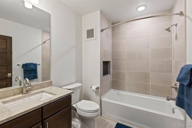 1044 Blue River Parkway C-306, Silverthorne, CO 80498