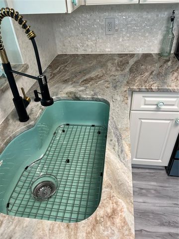 7121 ROCKWOOD DRIVE, Port Richey, FL 34668