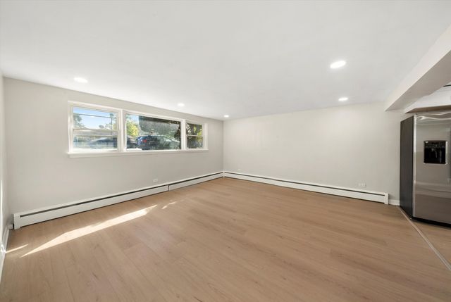 7062 W Diversey Avenue 1, Chicago, IL 60707