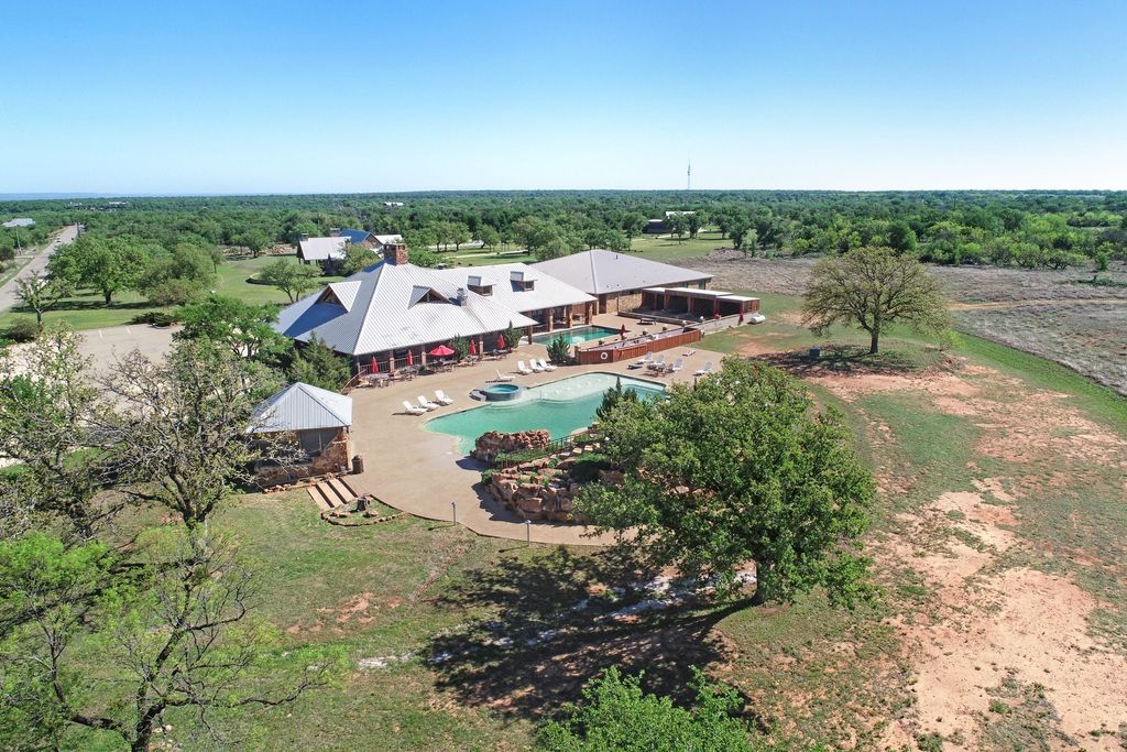 234 Canyon Lake Road, Gordon, TX 76453