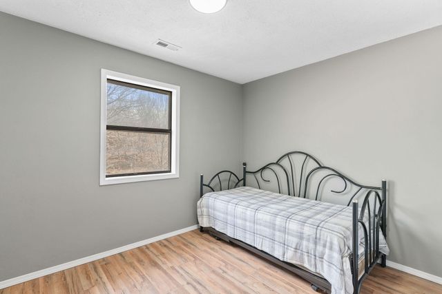 1804 E Samuel J Street, Ozark, MO 65721