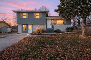 1804 E Samuel J Street, Ozark, MO 65721