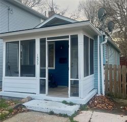 1323 4th Ave, Beaver Falls, PA 15010