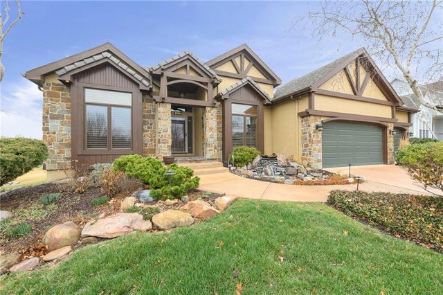20816 W 99th Street, Lenexa, KS 66220