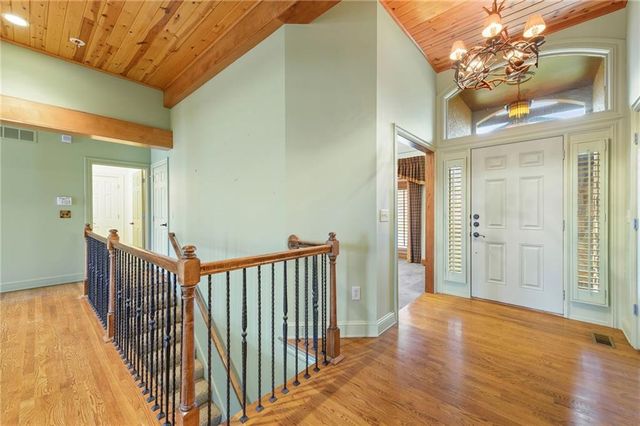 20816 W 99th Street, Lenexa, KS 66220