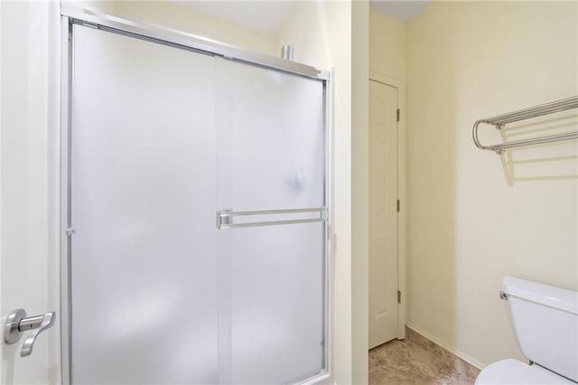 20816 W 99th Street, Lenexa, KS 66220