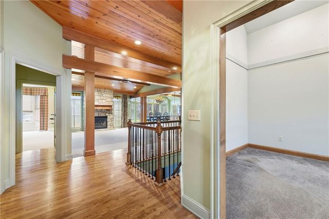 20816 W 99th Street, Lenexa, KS 66220