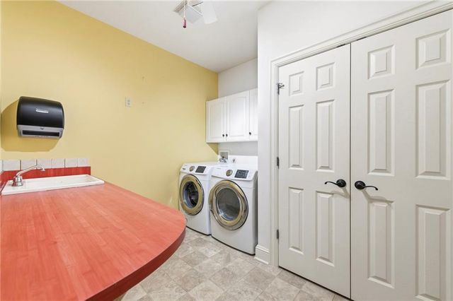 20816 W 99th Street, Lenexa, KS 66220