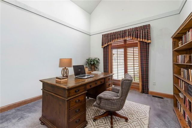 20816 W 99th Street, Lenexa, KS 66220