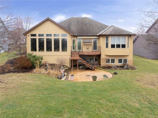 20816 W 99th Street, Lenexa, KS 66220