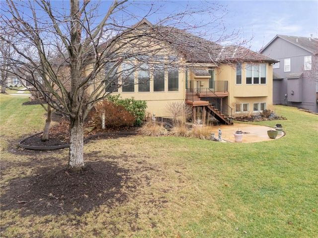 20816 W 99th Street, Lenexa, KS 66220