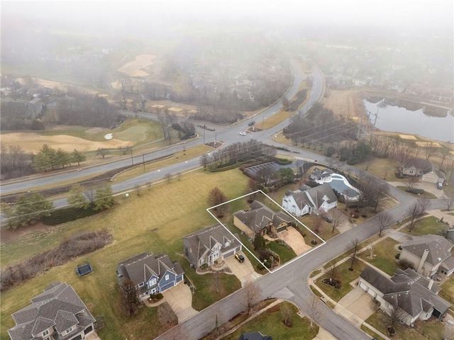 20816 W 99th Street, Lenexa, KS 66220