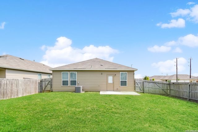 6503 Davenport Bay, Converse, TX 78109
