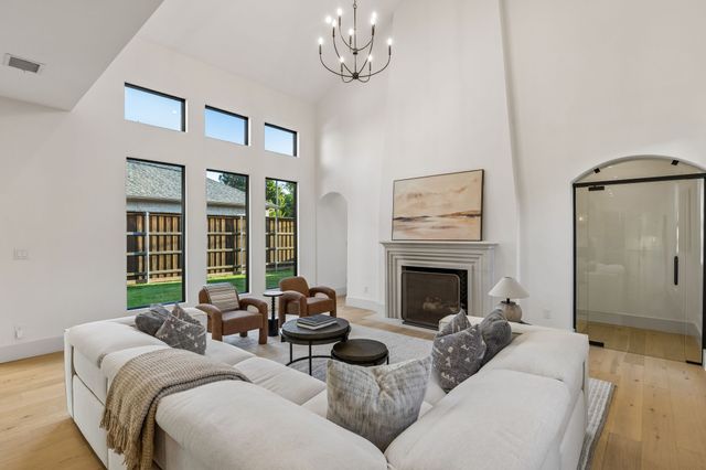 7403 Robin Road, Dallas, TX 75209