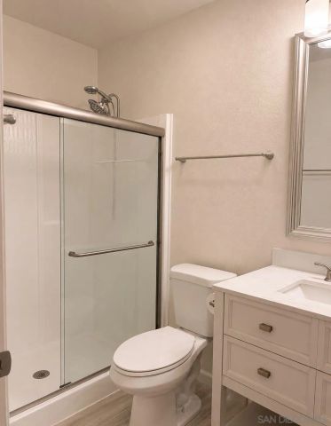 8566 Menkar Rd, San Diego, CA 92126