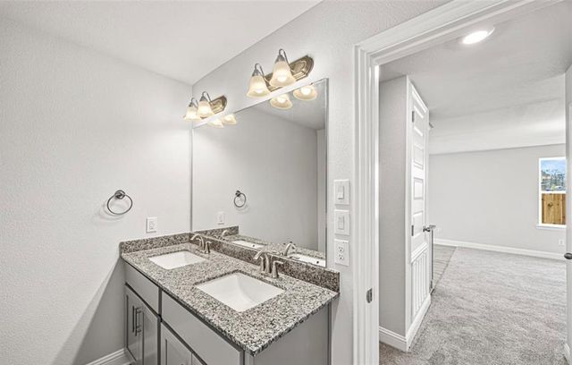 4335 West Bayou Maison Circle, Dickinson, TX 77539