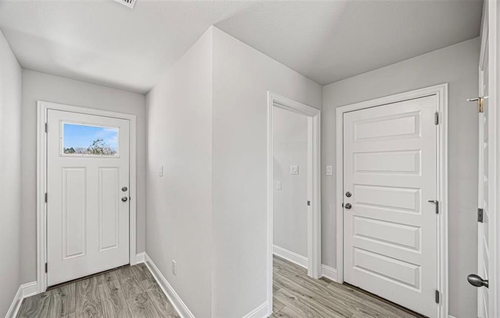 4335 West Bayou Maison Circle, Dickinson, TX 77539