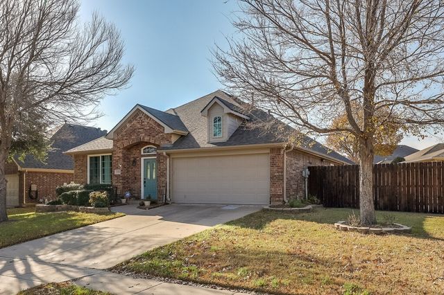 2713 Comanche Trail, Mansfield, TX 76063