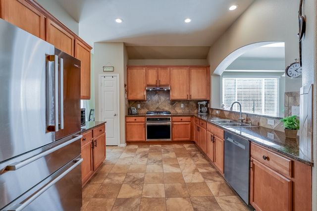 2713 Comanche Trail, Mansfield, TX 76063